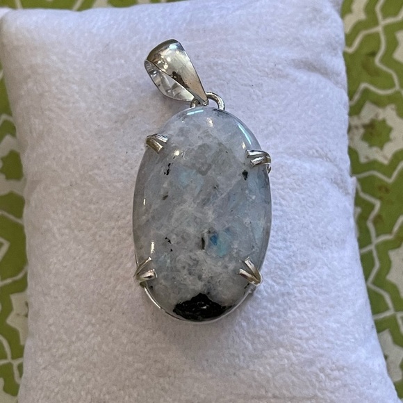 Natural Rainbow Moonstone Shimmering Iridescent Oval SS Plated Pendant - New - Picture 1 of 7
